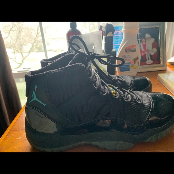 Air Jordan 11 Retro ‘Gamma Blue’ - Picture 2 of 5